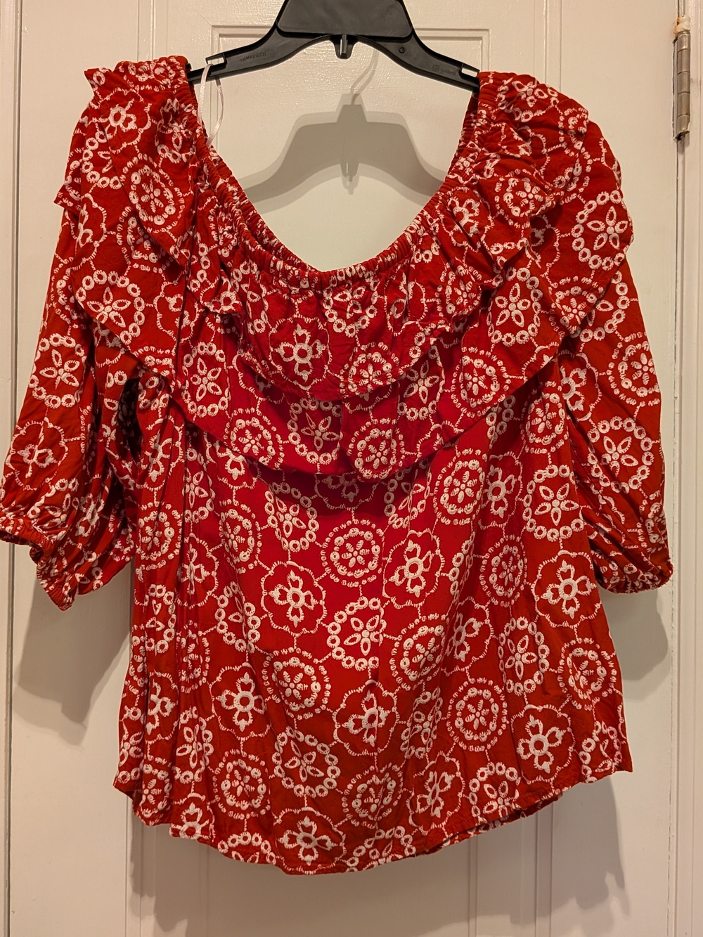 Red Hot! Vince Camuto Red Floral Ruffle Neck Off The Shoulder Blouse